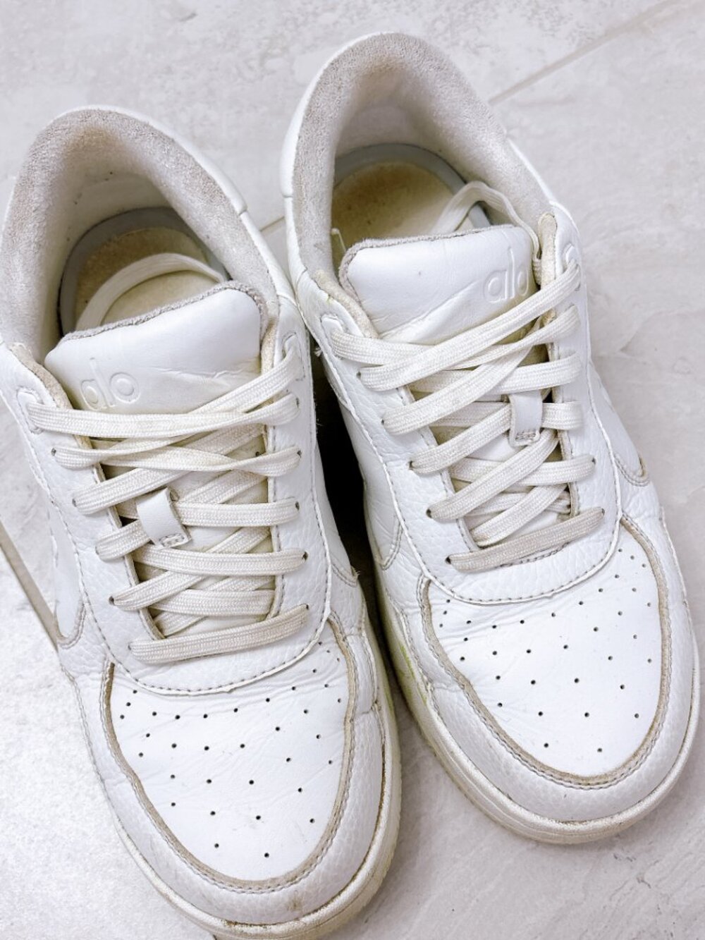ALO SIZE 7 SHOES, CLASSIC WITH BOX
